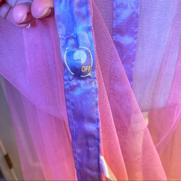 Hanging Net Canopy w/lights - Picture 6 of 8